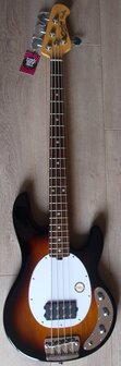 Sterling by Musicman Ray 24 Classic 3tone sunburst, 4-snarige basgitaar