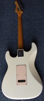 G&amp;L Legacy USA White MP met stevige Tolex Case en certificaat van echtheid