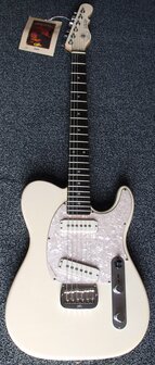 G&amp;L 30th Anniversary Asat USA Special with tolex case and certificate of origin