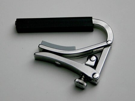 Shubb Deluxe Series S2 capo voor nylonsnarige gitaar met brede vlakke toets