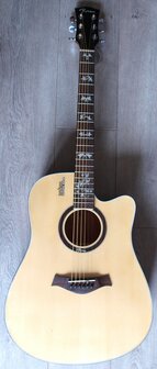 Rosen R235 dreadnought, massief spruce bovenblad