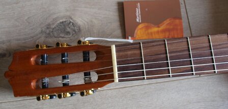 Martinez klassieke gitaar, MC-48C, Cedar Sapele Spanish heel, volwassen maat