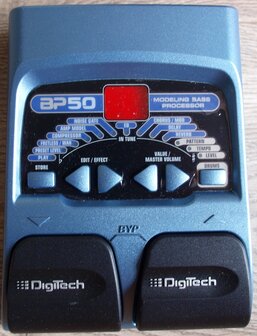 Digitech BP50 Modeling Bass Processor (zonder adapter)