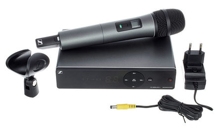 Sennheiser XS Series vocal system with dynamic cardioid e825 microphone voor Nederland