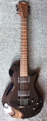 Lâg Imperator I200-BLK Black prototype, uniek exemplaar handbuilt in Frankrijk door de master luthiers van Lâg