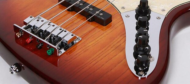 Sire Basses V7+ Series Marcus Miller fretless basgitaar Tobacco Sunburst